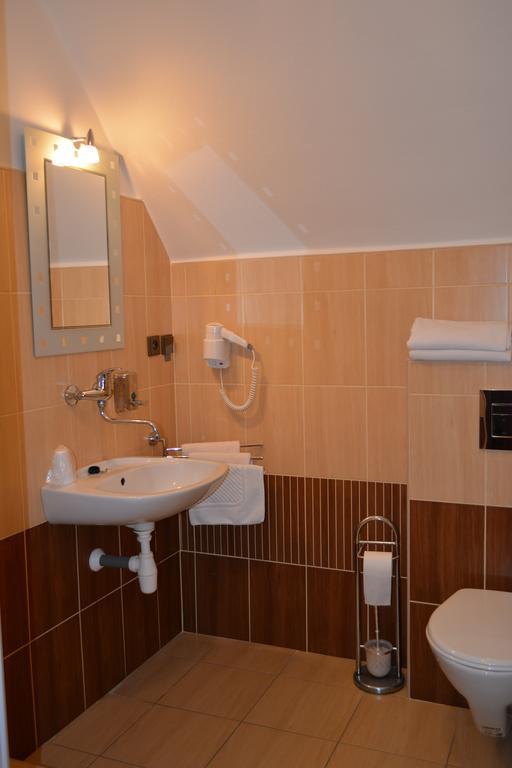 Hotel Koruna Karlštejn Chambre photo